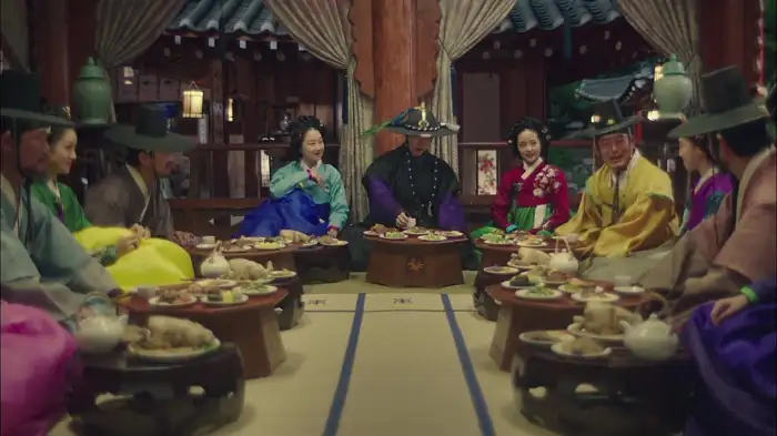 download the legend of the blue sea (2016) season 1 [complete] hindi dubbed 480p [100mb] | 720p [210mb] web-dl