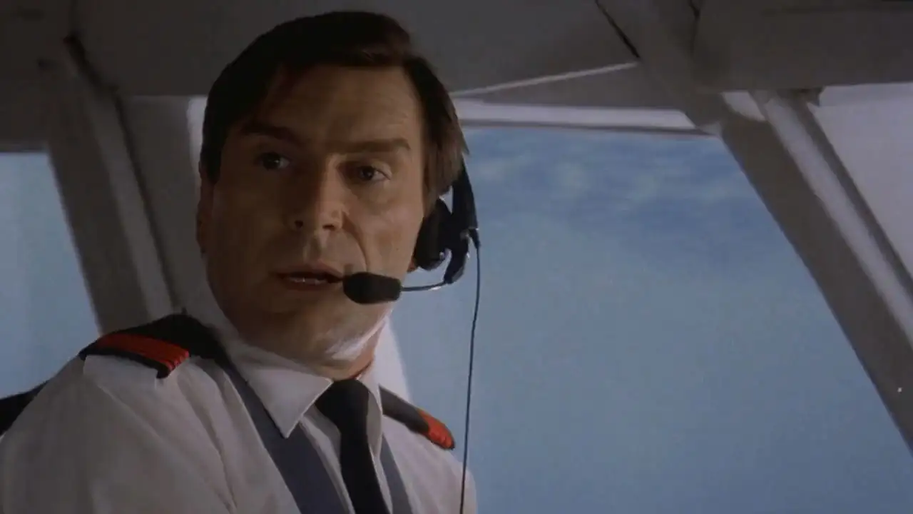 download turbulence 2: fear of flying (1999) dual audio {hindi-english} 480p [350mb] | 720p [900mb]