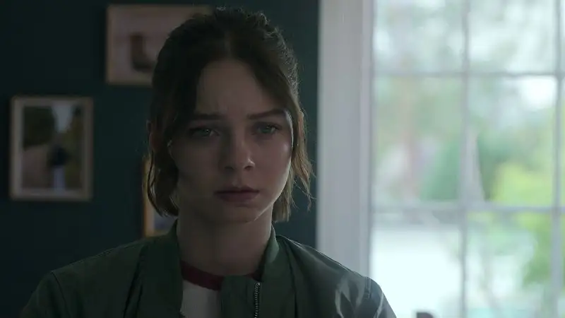 download a good girl's guide to murder (2024) season 1 dual audio {hindi-english} netflix original-series 1080p | 720p web-dl