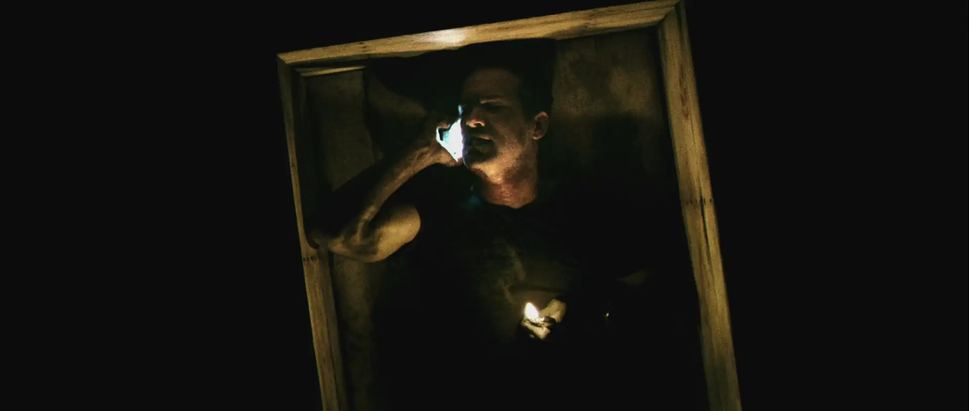 download buried (2010) dual audio {hindi-english} 480p [300mb] | 720p [950mb] | 1080p [1.6gb]