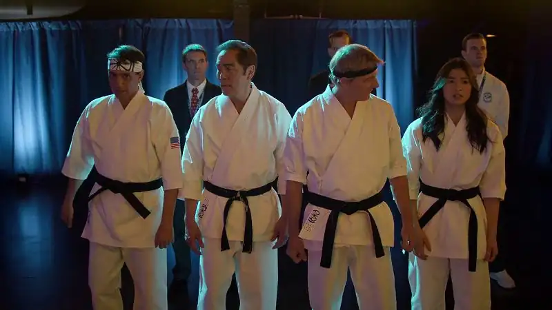 download cobra kai (2024-2025) season 6 (part 1 - 2 - 3) dual audio {hindi-english} netflix-series 480p | 720p | 1080p web-dl