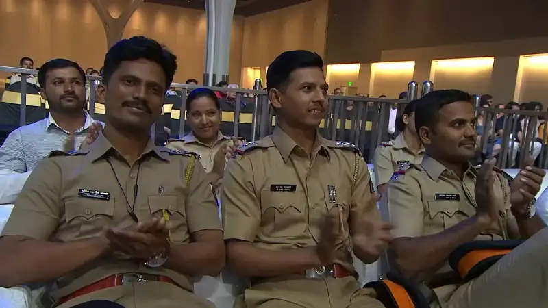 download umang (2022) hindi full awards show web-dl 480p [550mb] | 720p [1.8gb] | 1080p [3.9gb]