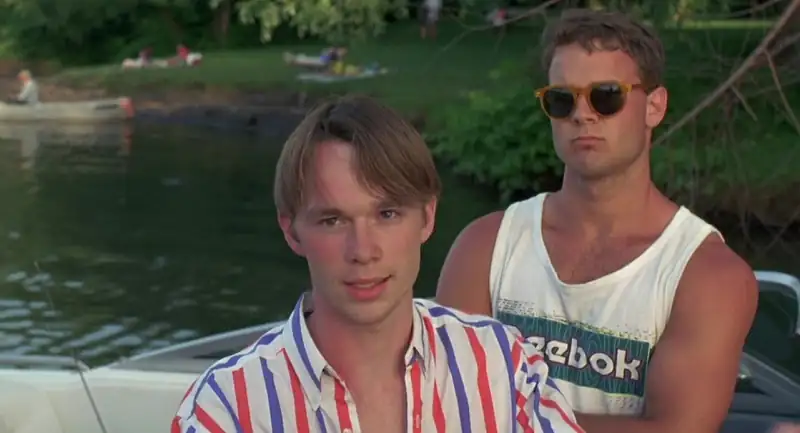 download striking distance (1993) bluray dual audio {hindi-english} 480p [370mb] | 720p [850mb]