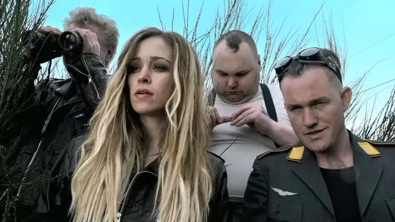 download smokin aces 2: assassins ball (2010) dual audio [hindi + english] web-dl 480p [270mb] | 720p [950mb] | 1080p [2.2gb]