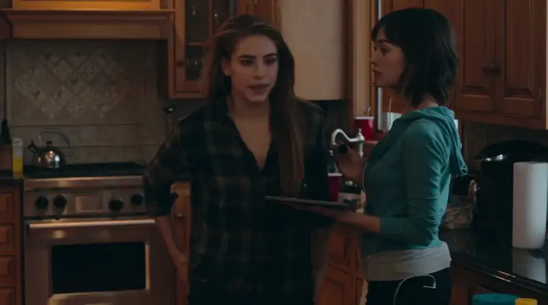 download before someone gets hurt (2018) dual audio {hindi-english} 480p [350mb] | 720p [1gb] | 1080p [1.6gb]