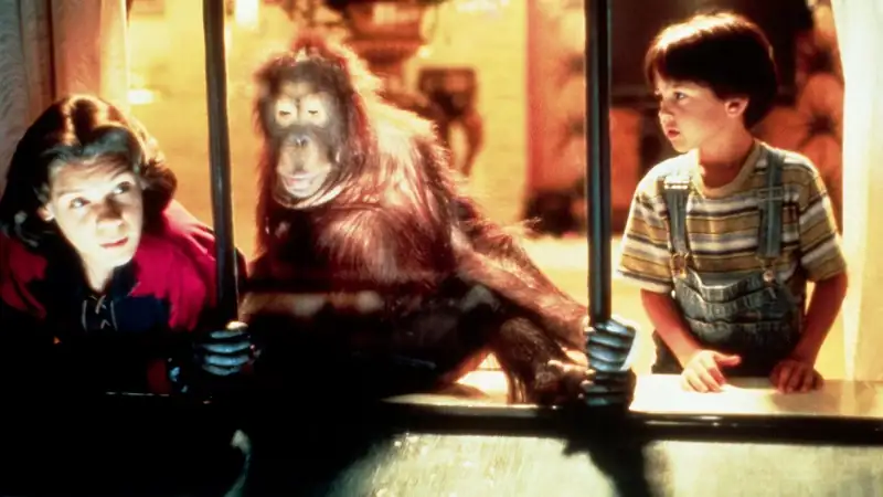 download dunston checks in (1996) dual audio {hindi-english} 480p [300mb] | 720p [950mb] bluray