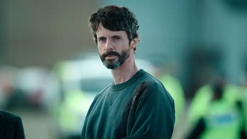 download dept. q - season 1 (2025) dual audio (hindi-english) netflix series 480p | 720p & 1080p web-dl