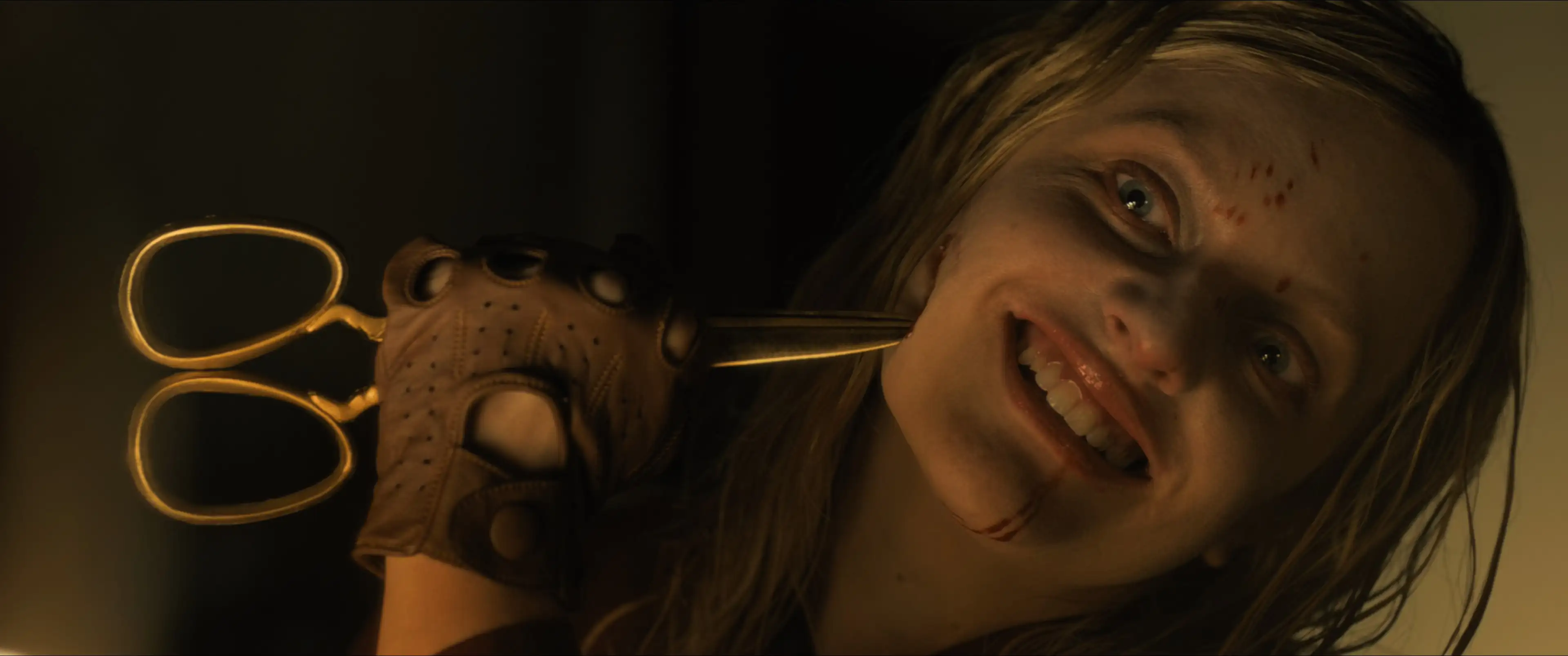 download us (2019) dual audio {hindi-english} 480p [400mb] | 720p [1gb] | 1080p [2.7gb]