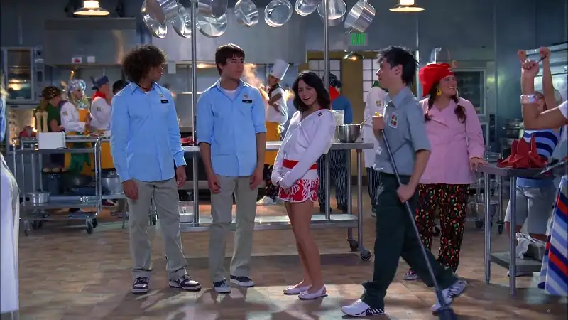 download high school musical 2 (2007) dual audio {hindi-english} web-dl 480p [350mb] | 720p [900mb] | 1080p [2gb]