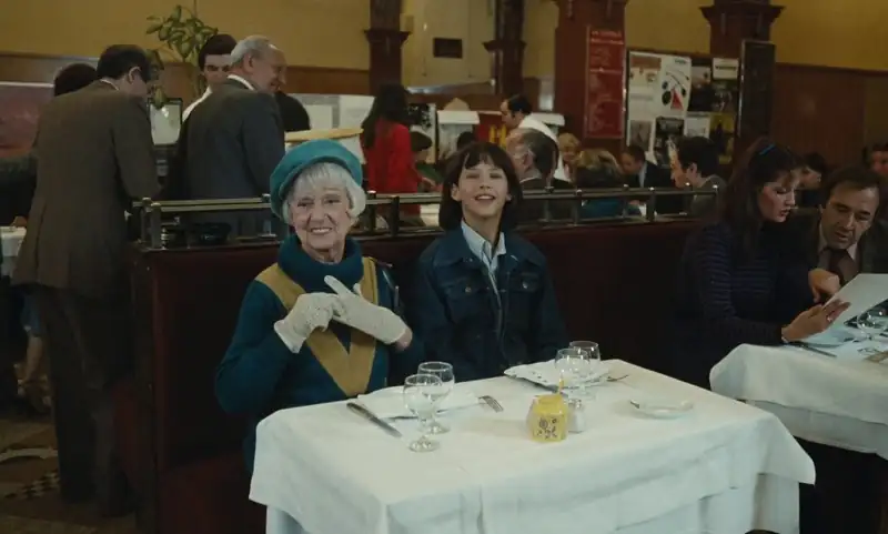 download the party aka la boum (1980) dual audio [hindi + french] blu-ray 480p [400mb] | 720p [1gb] | 1080p [2.3gb]