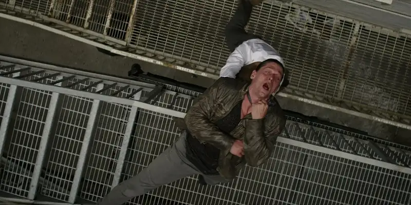 download reacher (season 1 - 3) amazon dual audio {hindi-english} series 480p 720p & 1080p web-dl