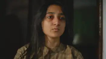 Download Parnashavarir Shaap (2023) Season 1 Complete Bengali WEB Series Hoichoi WEB DL 480p | 720p | 1080p ESubs 4 screenshot 57f808 parnashavarir shaap 2023