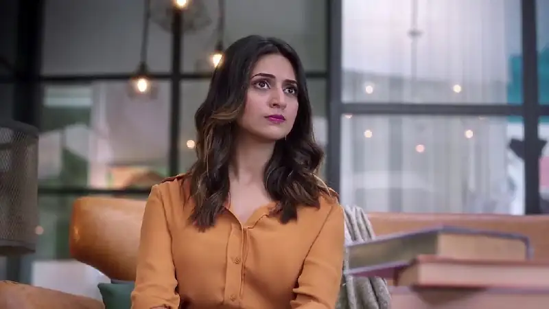 Coldd Lassi Aur Chicken Masala