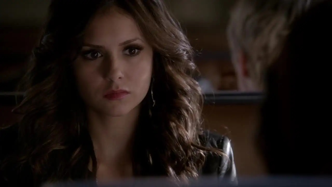 download the vampire diaries (season 1-8) english complete tv series 720p [300mb]