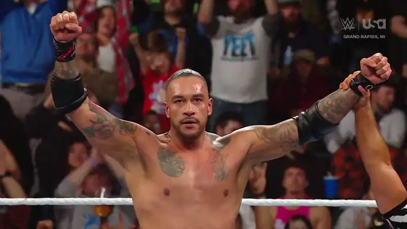 download wwe monday night raw (11th november 2024) english full wwe show 480p 720p 1080p hdrip