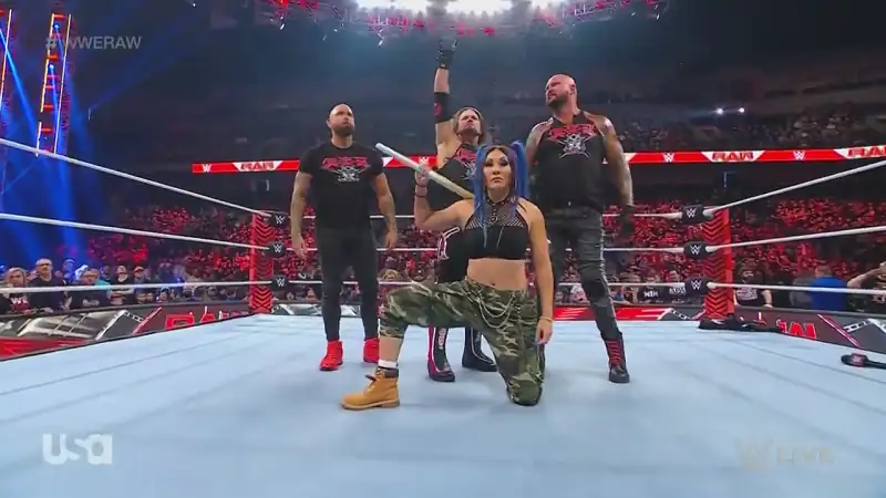 download wwe monday night raw - 7th november 2022 english full wwe show 480p [650mb] | 720p [1.2gb] hdrip