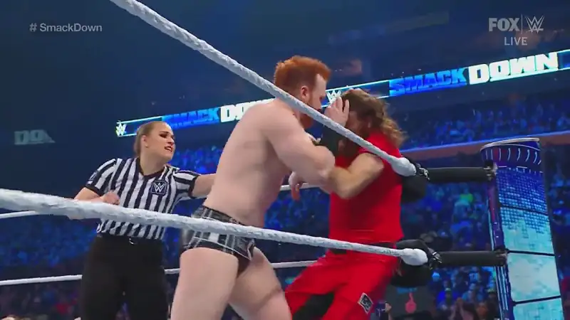 download wwe friday night smackdown - 2th december (2022) english full wwe show 480p [400mb] | 720p [870mb]