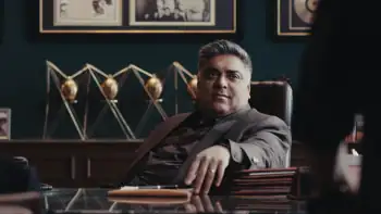 Download Khalbali Records (2024) Season 1 Complete WEB Series 480p 720p & 1080p WEB DL 4 screenshot 6cdfd5 khalbali records 2024