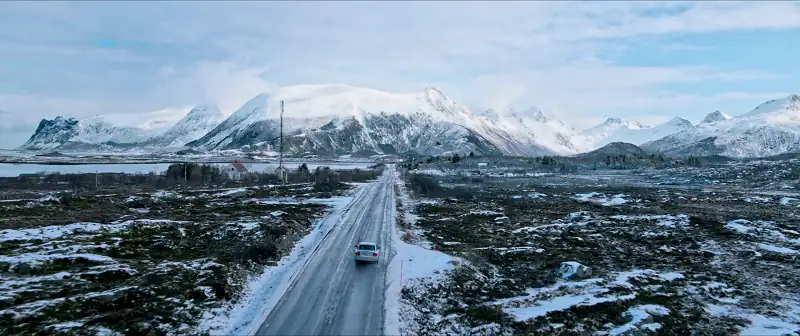 download breaking surface (2022) bluray dual audio {hindi-swedish} 480p [300mb] | 720p [750mb] | 1080p [2gb]