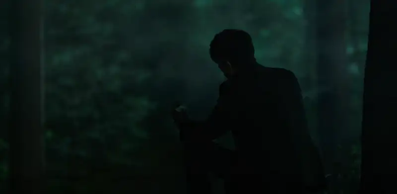 download a model family (2022) season 1 hindi dubbed [dd5.1] complete netflix original web series 480p | 720p | 1080p web-dl