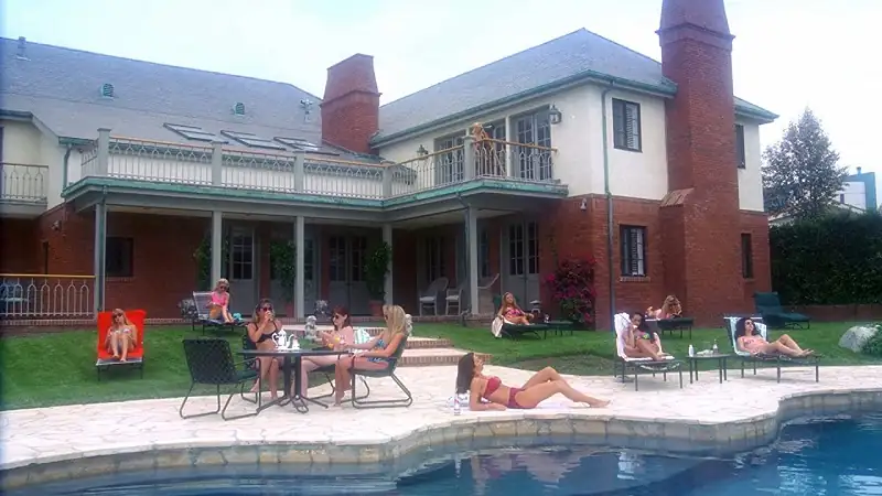 download [18+] beach babes from beyond (1993) bluray dual audio {hindi-english} 480p [300mb] | 720p [1.2gb]