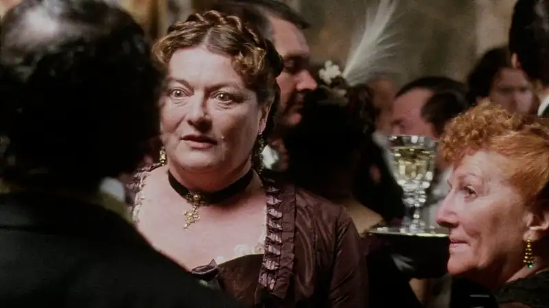 download mrs brown (1997) dual audio [hindi + english] bluray 480p [350mb] | 720p [1gb] | 1080p [2.3gb]