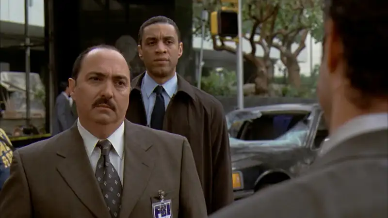 download collateral damage (2002) dual audio {hindi-english} 480p [400mb] | 720p [900mb]