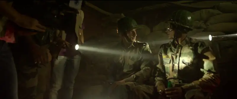 screenshot 8bcb33 war chhod na yaar 2013