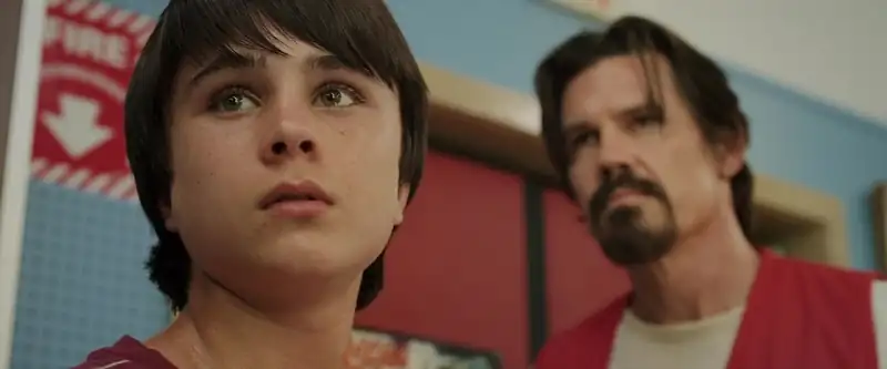 download labor day (2013) dual audio {hindi-english} 480p [450mb] | 720p [1gb] | 1080p [2.3gb]