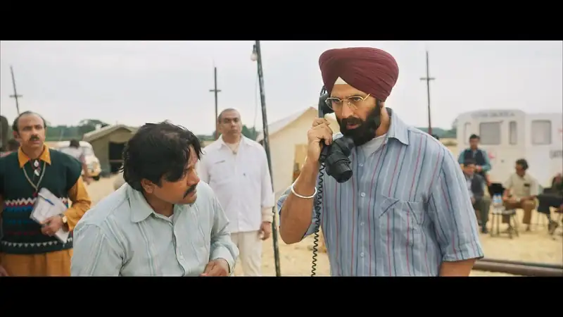 screenshot 8dd139 mission raniganj netflix 2023