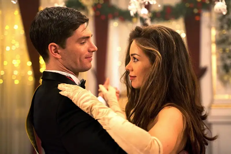 download picture perfect royal christmas (2021) bluray {english with subtitles} full movie 480p [300mb] | 720p [800mb] | 1080p [2gb]