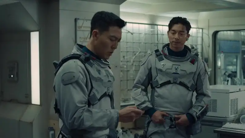 download the silent sea - netflix original (2021) season 1 dual audio {hindi-english} 480p [150mb] | 720p [400mb] web-dl