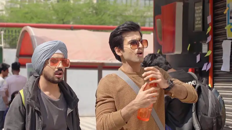 download poles apart (2021) season 1 hindi complete web series 480p | 720p web-dl