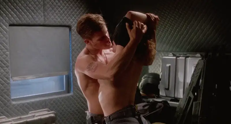 download starship troopers (1997) remastered bluray {english with subtitles} full movie 480p [500mb] | 720p [1.2gb] | 1080p [4gb]