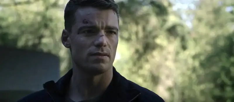 download the night agent | netflix original (season 1 - 2) complete dual audio {hindi-english} web series 480p | 720p | 1080p web-dl