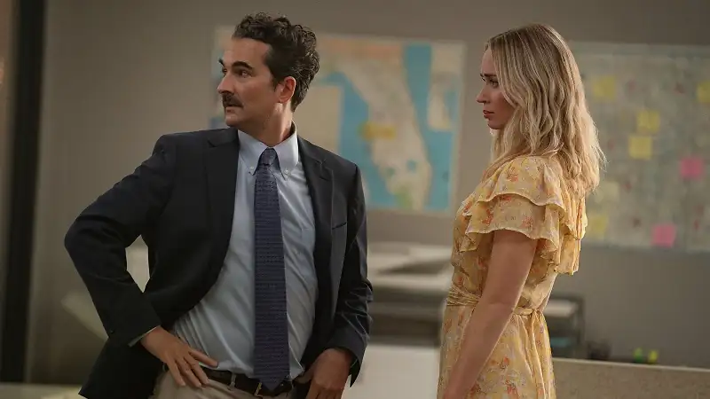 download pain hustlers - netflix original (2023) web-dl dual audio {hindi-english} 480p [400mb] | 720p [1.2gb] | 1080p [2.6gb]