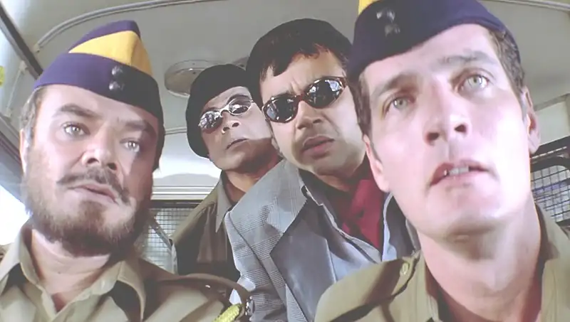 screenshot a5bdd9 bade miyan chote miyan 1998