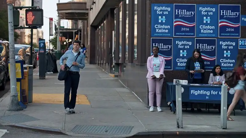 download fleishman is in trouble (season 1) {english with subtitles} 720p [300mb]  web-dl