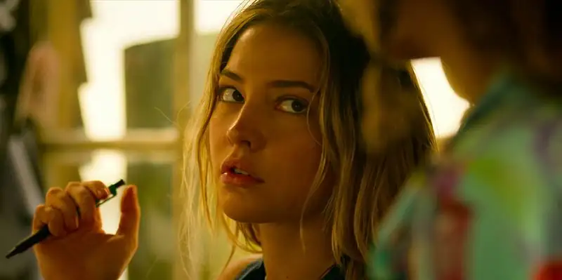 download outer banks - netflix original (2024) season 4 [part 1 + 2] complete dual audio {hindi-english} web series 1080p | 720p web-dl