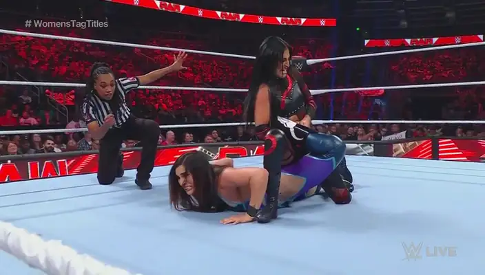 screenshot a6fca6 wwe monday night raw 17th july 2023