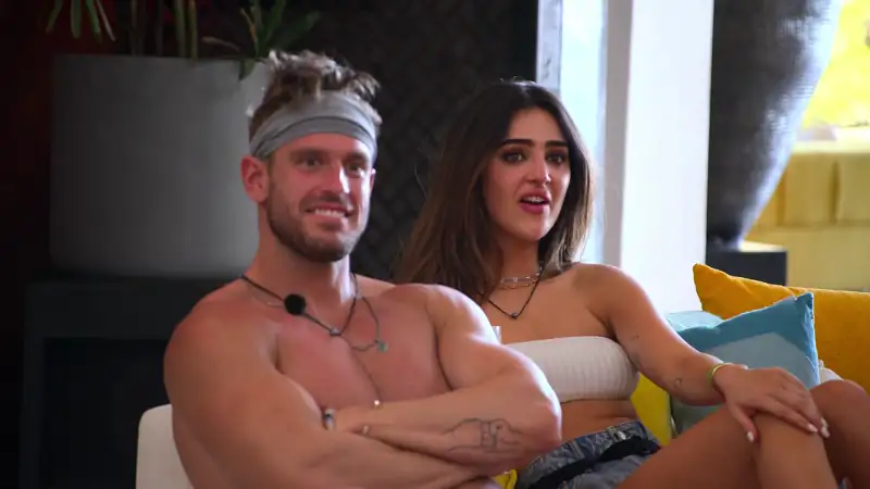 download perfect match (2023) season 1 dual audio {hindi-english} netflix web series 480p | 720p web-dl download perfect match (2023) season 1 dual audio {hindi-english} netflix web series 480p | 720p web-dl