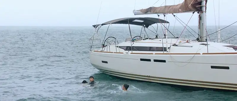 download huge shark (2021) web-dl dual audio {hindi-chinese} 480p [250mb] | 720p [650mb] | 1080p [1.5gb]