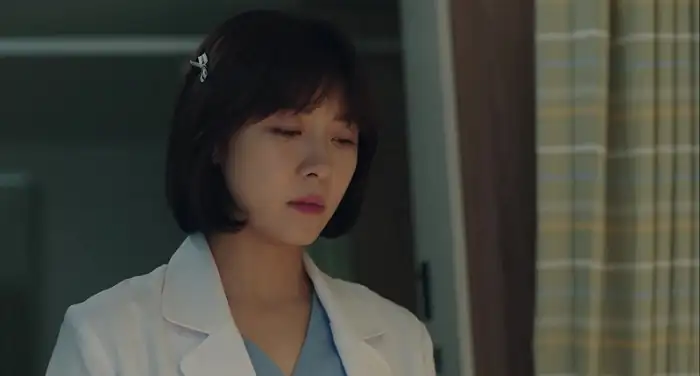 download hospital ship (2017) season 1 [s01e20 added] hindi dubbed 720p [550mb] web-dl