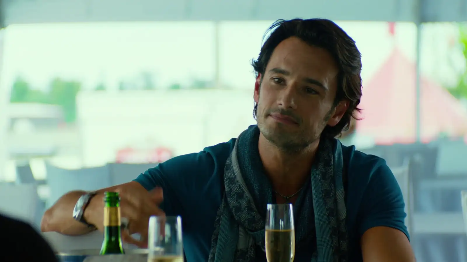 download focus (2015) dual audio [hindi + english] bluray 480p [420mb] | 720p [1gb] | 1080p [2.2gb]