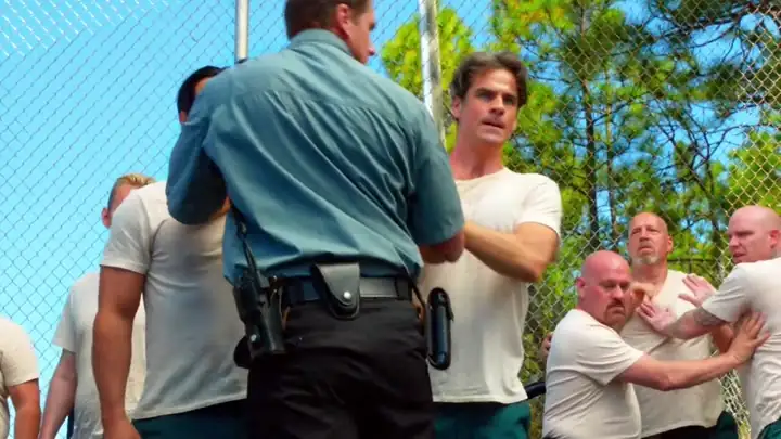 download under the dome (season 3) hindi dubbed complete web series web-dl 720p [300mb]