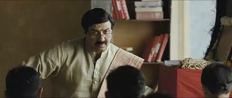 screenshot b31ce6 mohalla assi 2015