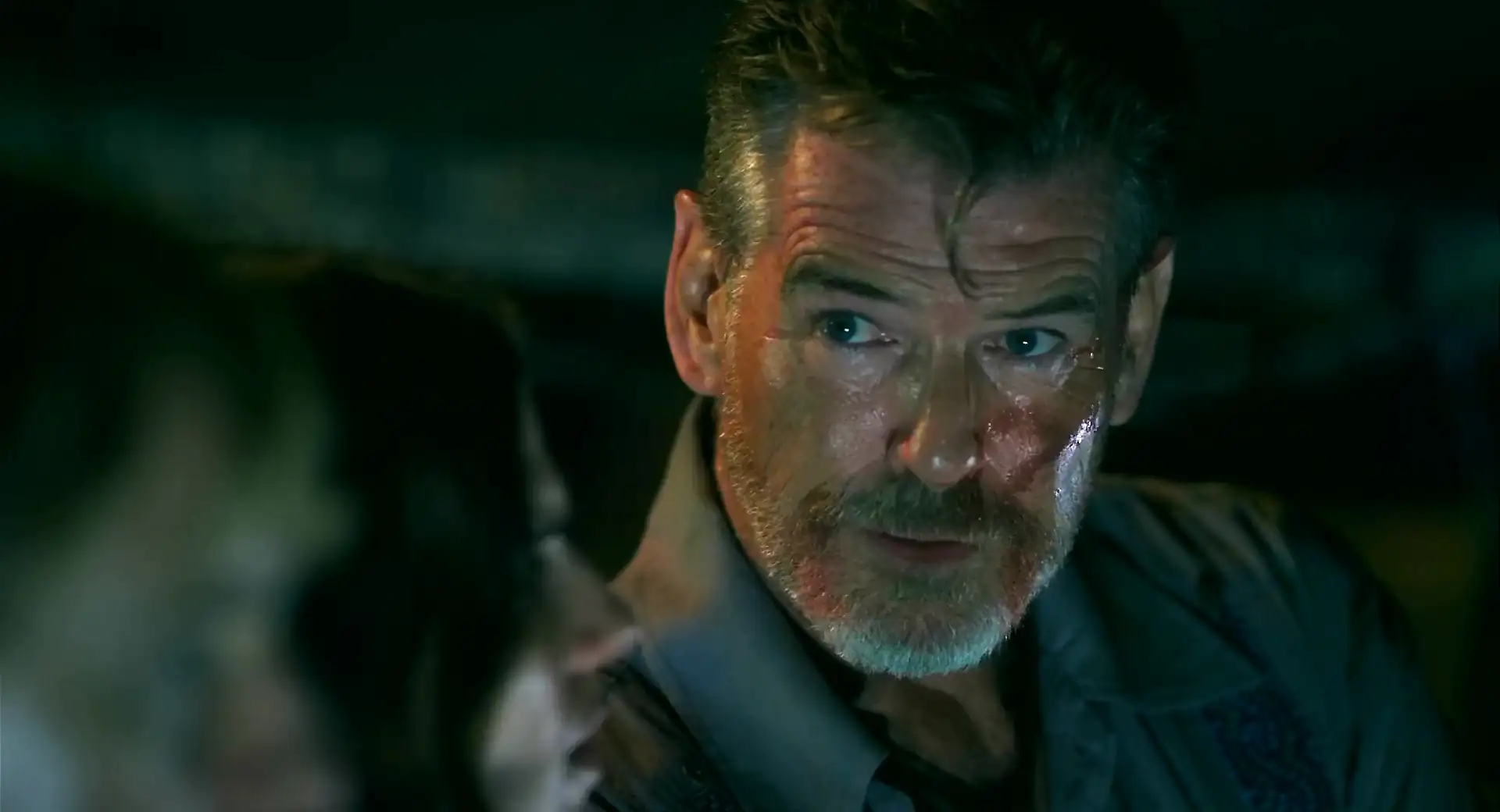 download no escape (2015) dual audio hindi 480p [350mb] | 720p [850mb] | 1080p [1.5gb] bluray