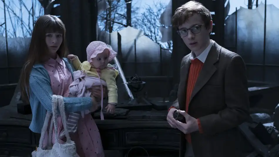 download a series of unfortunate events (season 1) dual audio [hindi-english] complete netflix series 720p [350mb]