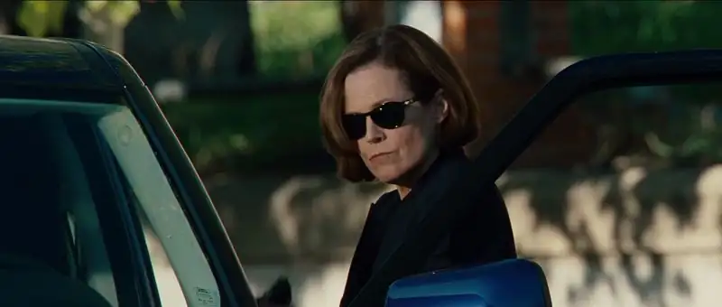 download the cold light of day (2012) dual audio [hindi + english] bluray 480p [330mb] | 720p [700mb] | 1080p [1.6gb]