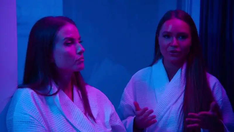 download buying london (2024) season 1 dual audio {hindi-english} 480p | 720p | 1080p nf web-dl